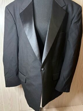 Black Tuxedo Jacket with Satin Lapel & Adjustable Pants Large Wool